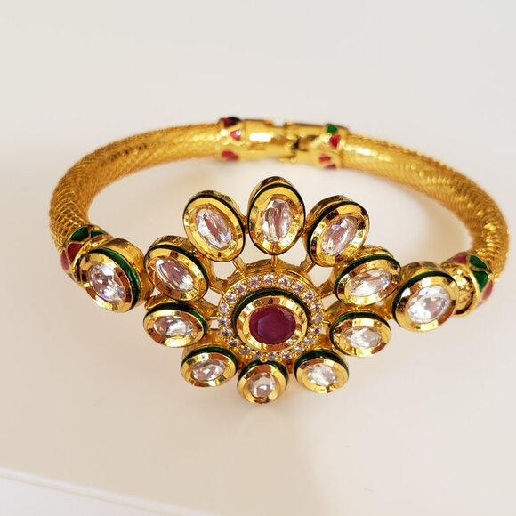 NWOT Statement Bracelet Elegant Kundan Enamel CZ Floral Design Hinged Bangle - Picture 13 of 13